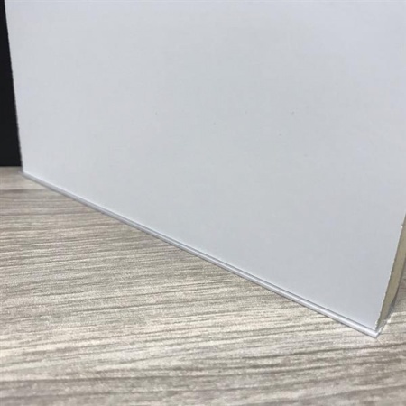 Алюминиевый профиль скрытого плинтуса с полкой анодированный